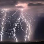 Kraftiga stormar och översvämningar i södra Sverige